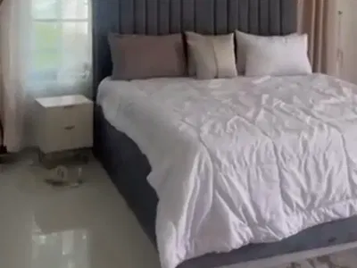 Fully Furnished 3 Ensuite Bedrooms Open Kitchen