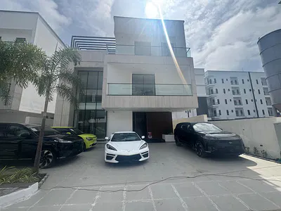 A New Luxury Six Bedroom Fully Detached Duplex with 2 BQ