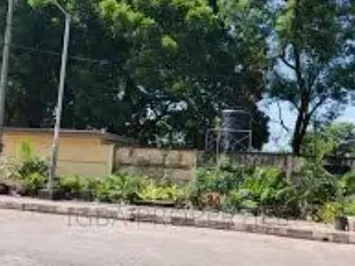 4700SQM Land