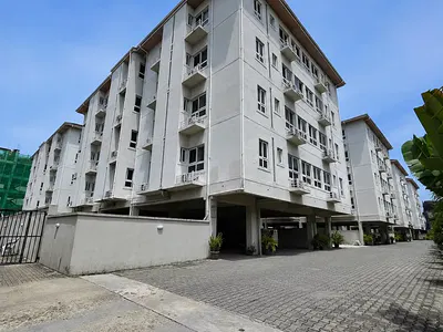 Furnished 2 Bedroom Apartment