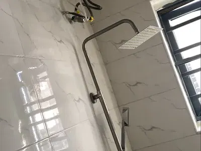 A Room in a Brand New Shared 4 Bedroom Duplex