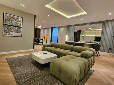 1/2 Bedroom Luxury Waterfront Apartment