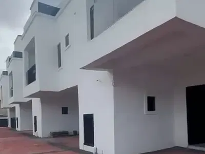 Brand New 4-Bedroom Terraced Duplex