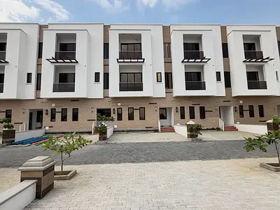 4 Bedroom Terrace with BQ