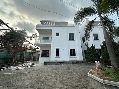 Brand New 4 Bedroom Detached Duplex with BQ