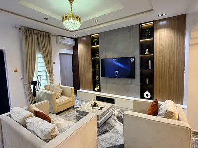 Cozy 2 Bedroom Shortlet Apartment with Amazing Features