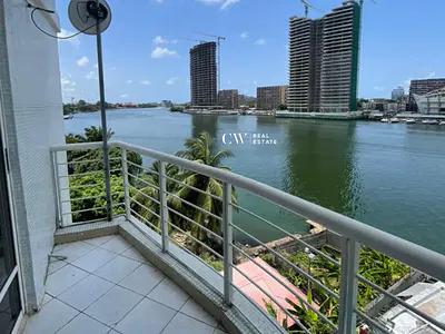 4 Bedroom Maisonette