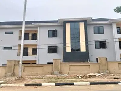 Excellent 3 Bedroom Flat