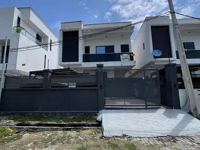 4 Bedroom Detached Duplex