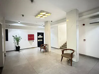 Fully Serviced 4 Bedroom Apartment with Communal Pool, Gym, Elevator — Ikoyi, Lagos