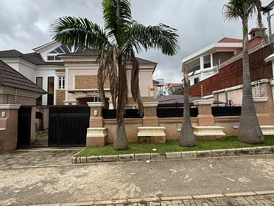 5 Bedroom Detached Duplex