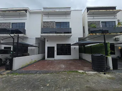 4 Bedroom Detached Duplex with BQ