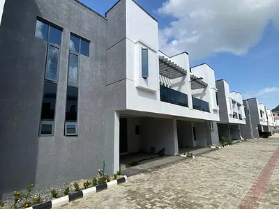 Standard 4 Bedroom Terraced Duplex with Private BQ