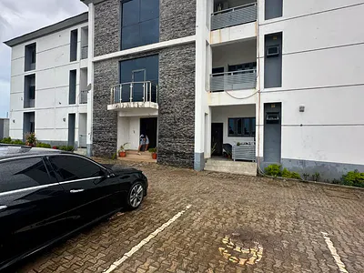 Well Finished 3bedroom Apartment