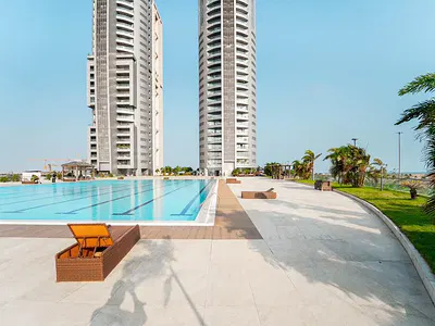 A Brand New Luxury Finished 2 Bedroom Apartment on the 5th Floor