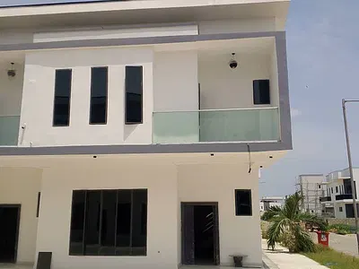 4 Bedroom Terrace Duplex.