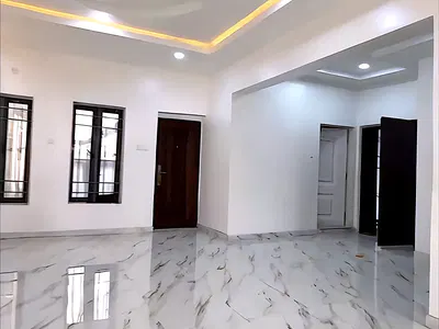 Elegant 3 Bedroom Flat in a Secure Environment