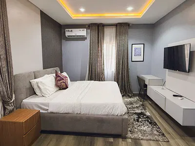 Oud Luxury 3bedroom Apartment