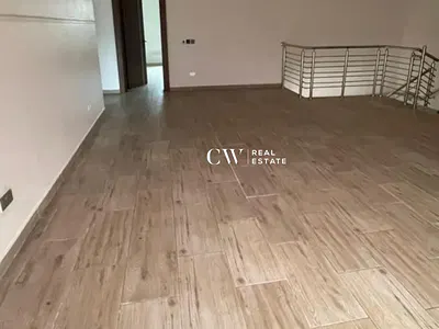 4 Bedroom Terrace