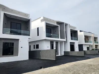 Luxury 4 Bedroom Semi Detached Duplex with BQ