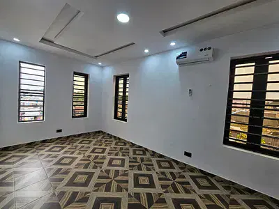 Exquisite Serviced 3 Rooms Office Space