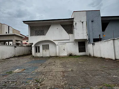 Spacious 4 Bedroom Semi Detached Duplex, 2 Rooms BQ, Office/Residential