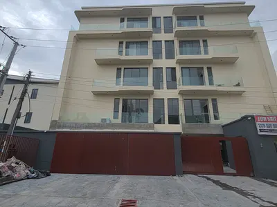 Love 2bedroom Apartment with an Elevator