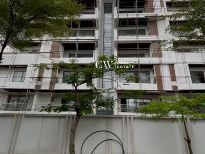 4 Bedroom Maisonette