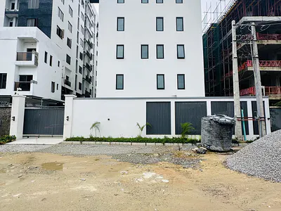 4 Bedroom Maisonette with BQ and Elevator