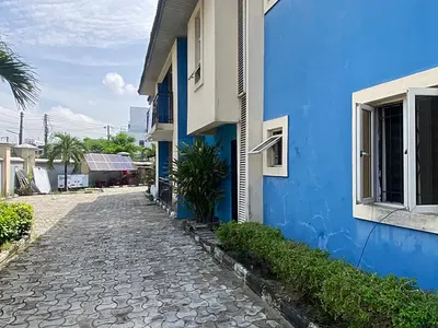 Self Service 3 Bedroom Flat with BQ