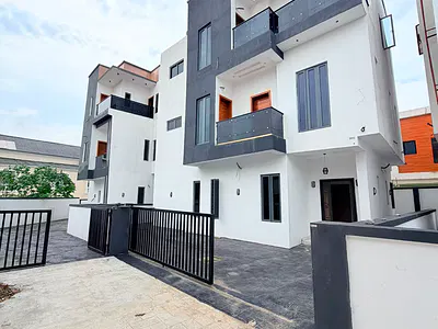 Precision-Cratfed 4 Bedroom Fully Detached Duplex with BQ