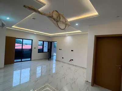 Luxury 3 Bedroom Flat