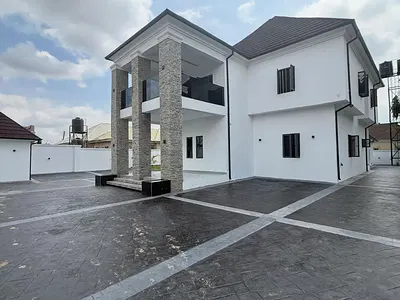 Luxury 4-Bedroom Detached Duplex with 2-Room BQ