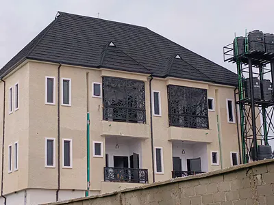 Fantastic 2 Bed Flat in Bucknor Estate Close to Ago Palace Way