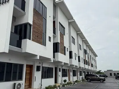 4bedrooms Terrace Duplex with BQ Available