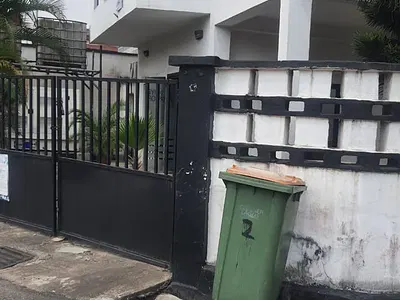 For Rent - Ground Floor Office Space Available in Surulere