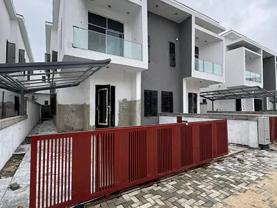 Fully Serviced 4 Bedroom Semi Detached Duplex