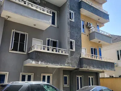 Serviced 3bedroom Apartment I'll N a Serene Location