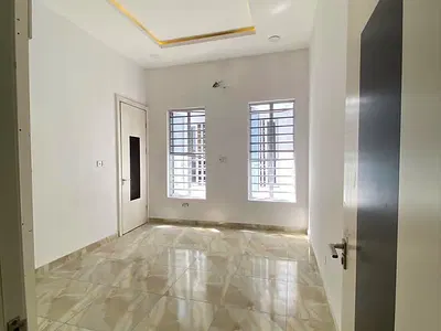Luxurious 1bedroom Miniflat with Fully Fitted Kitchen