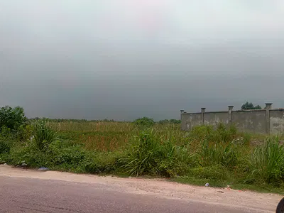 25 Acres of Prime Investment Land Along Ogombo Road .