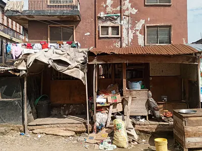 Solid 2 Storey Building Comprising of 6 Units of 3 Bedroom Flat on 100