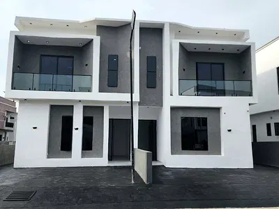 4 Bedroom Semi Detached