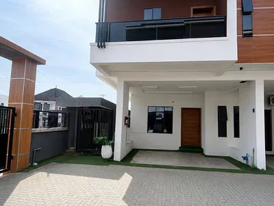 Four Bedrooms Terrace Duplex