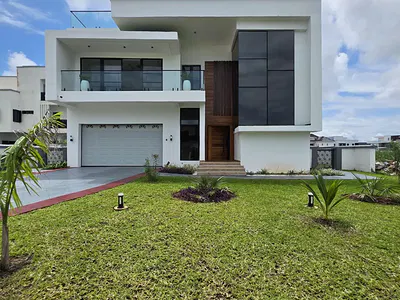 Spacious 5bedroom Detached Duplex with Pool, Pent Floor for Sale