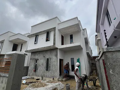 4 Bedroom Duplex