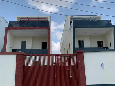 Luxurious, 5 Bedroom Fully Detached House (All En-Suite), Plus BQ,