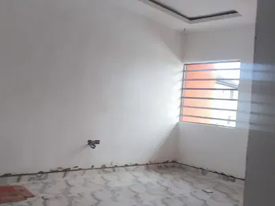 Newly Built Very Spacious Miniflat with Easy Accessibility