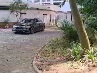 3, 700 SQM of Land and Fully 6 Bedroom Detached Duplex Excellent Facilities — Ikoyi, Lagos