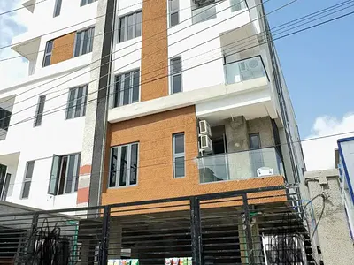 Spaciously Ensuite 2 Bedroom Apartment