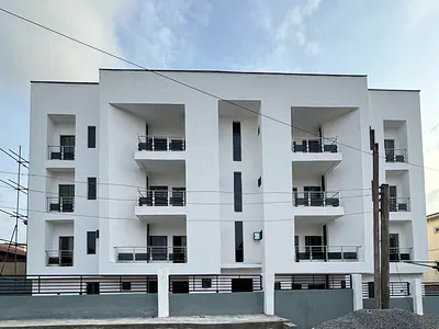 Luxury 3 Bedroom Apartment + BQ